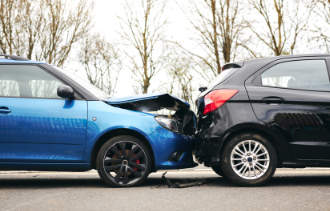 Ankauf Unfallwagen - defektes Auto verkaufen mit Abholung in Reutlingen und Umgebung